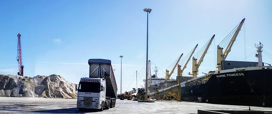 Las estaciones lava-ruedas del Puerto de Almer&iacute;a reducir&aacute;n las emisiones de part&iacute;culas