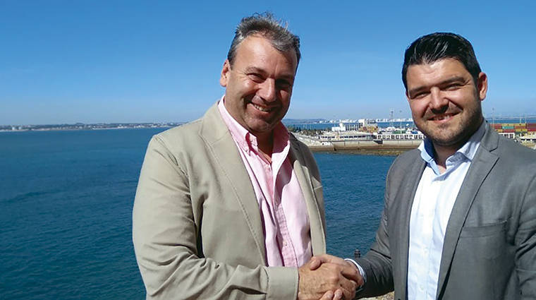 Rafael Fern&aacute;ndez, CEO de Bayport, y Antonio J. Padr&oacute;n, director de marketing de IMBS.