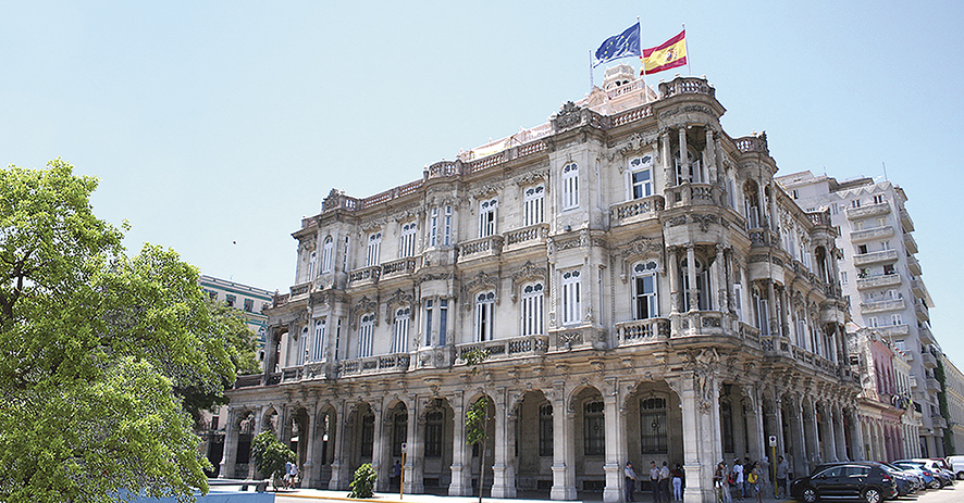 La c&eacute;ntrica embajada de Espa&ntilde;a en La Habana se va a remodelar en los pr&oacute;ximos meses coincidiendo con la visita oficial que realizar&aacute;n los Reyes este verano, en una fecha todav&iacute;a por confirmar.