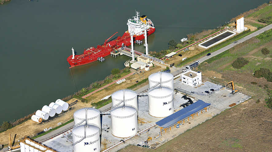 El Puerto de Sevilla ampl&iacute;a 20.000 metros cuadrados sus instalaciones para graneles l&iacute;quidos con una concesi&oacute;n a Sevitrade