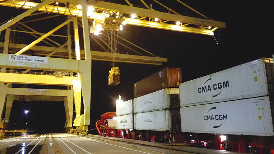 Con este servicio MacAndrews ofrece 18 escalas semanales hacia/desde Espa&ntilde;a.