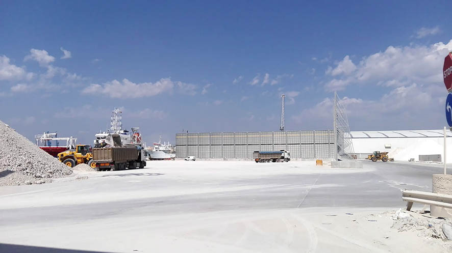 El ITC confirma la eficiencia de las pantallas atrapa-polvo instaladas en el puerto de Castell&oacute;n