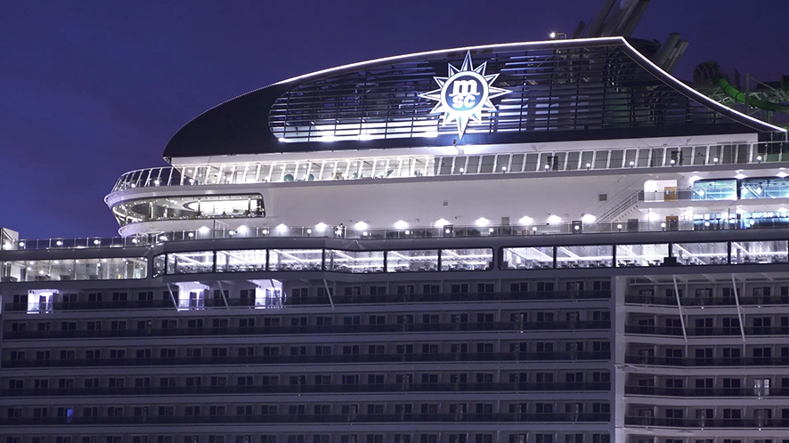 El &quot;MSC Grandiosa&quot; inaugura la temporada de cruceros en el Port de Barcelona