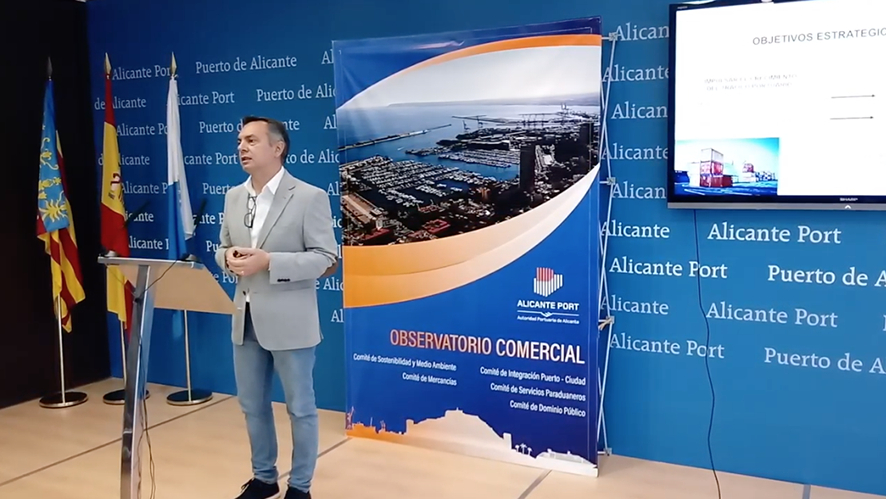 El Observatorio Comercial de Alicante apuesta por un puerto &quot;m&aacute;s eficaz y sostenible&quot;&nbsp;