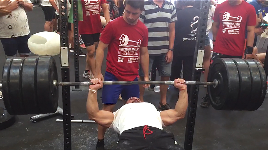 Ismael P&eacute;rez &ldquo;Turbo&rdquo;, trabajador del taller de mantenimiento de TransBase Soler/Spanish Depot Service, se proclama campe&oacute;n del mundo de Fuerza y Resistencia