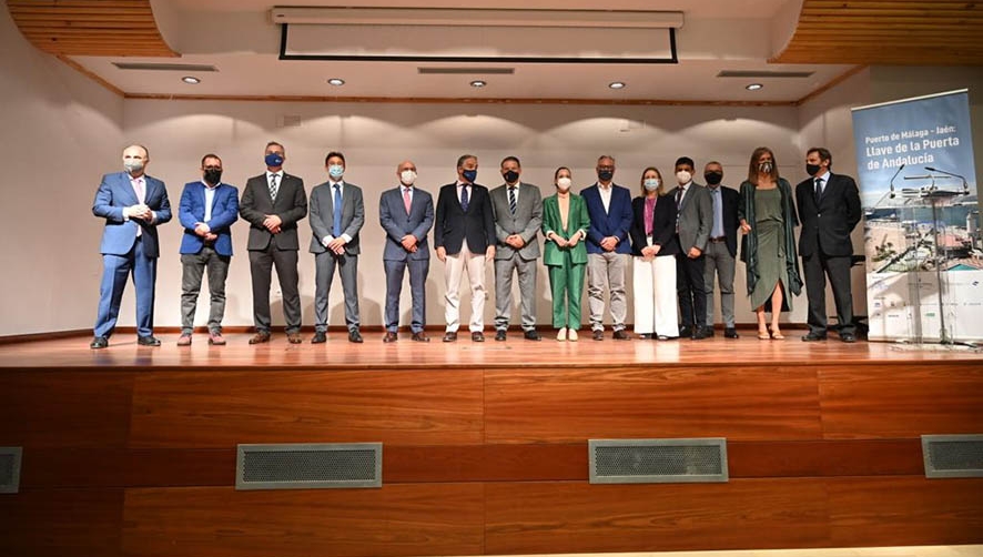 Puerto de M&aacute;laga se presenta como oportunidad para la actividad import/export de Ja&eacute;n
