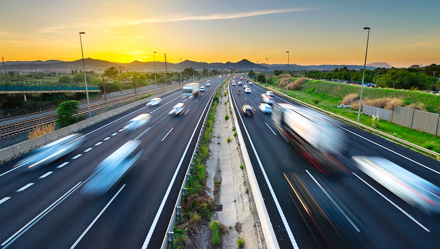 IRU y ASTIC prev&eacute;n un crecimiento en los ingresos del sector de casi el 15%