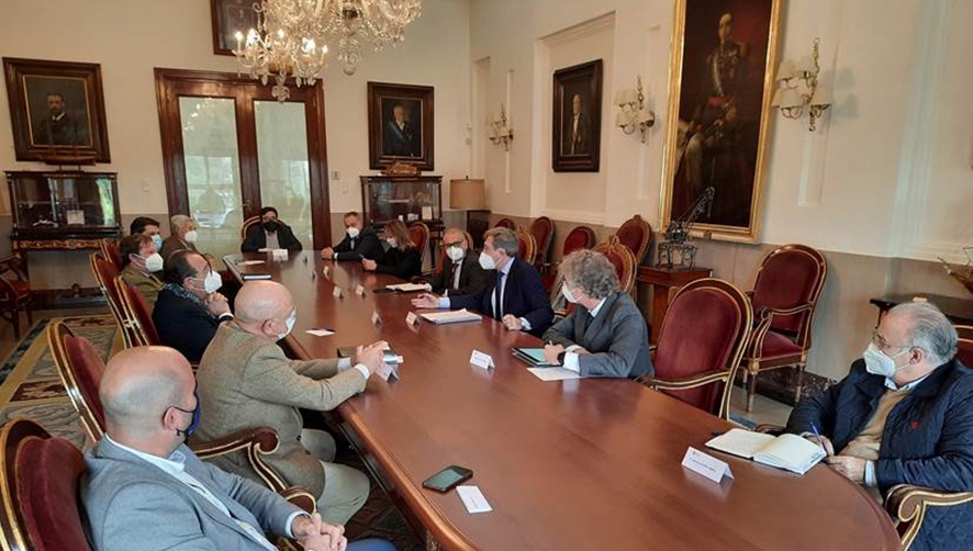 La AP de Sevilla promueve el trabajo conjunto en el estatuario del Guadalquivir&nbsp;