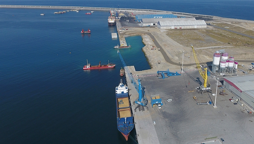 Oleosilos de Galicia invertir&aacute; 2 millones en su nueva terminal de graneles l&iacute;quidos en Punta Langosteira