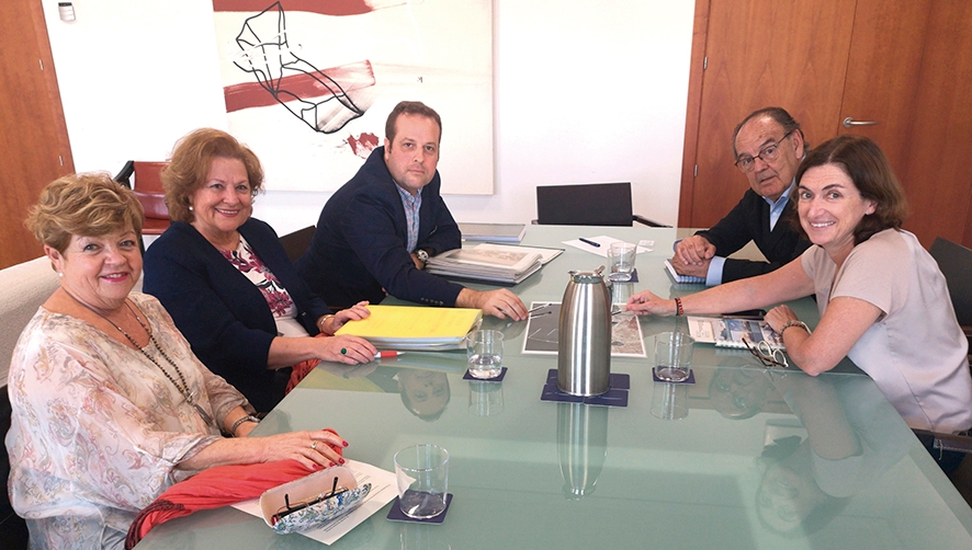 Las Asociaciones vecinales de las playas del sur agradecen la colaboraci&oacute;n del Puerto de Valencia