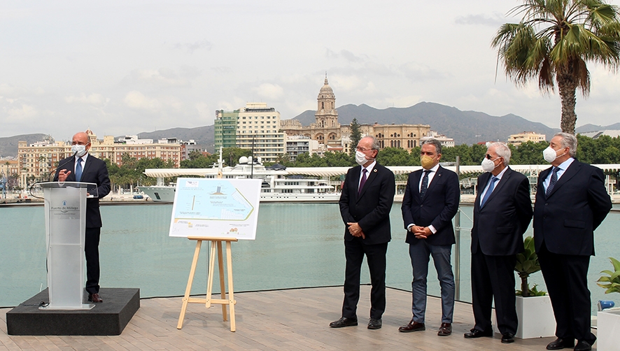 La marina de megayates de M&aacute;laga, primer paso para la integraci&oacute;n puerto-ciudad