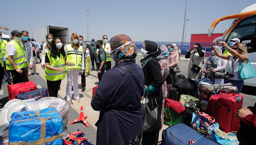 El Puerto de Huelva despliega un dispositivo para el embarque de 7.000 temporeras a Marruecos