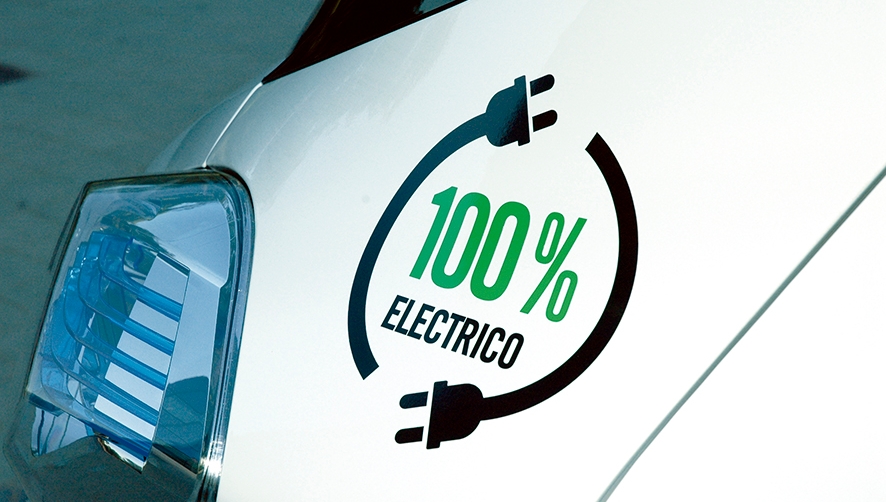 Espa&ntilde;a deber&aacute; disponer de m&aacute;s de 300.000 puntos de recarga para flota el&eacute;ctrica en 2030