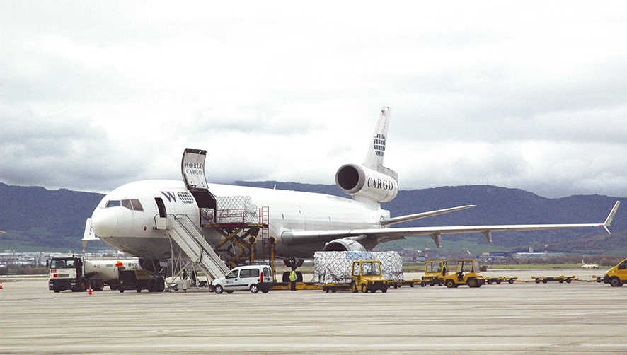 El Aeropuerto de Vitoria-Gasteiz recupera todo su potencial con la reapertura del PIF