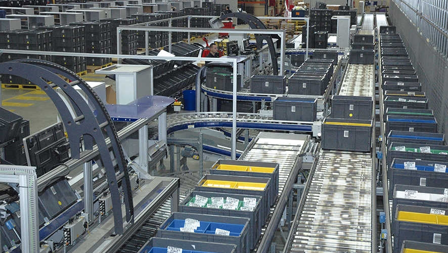 Las instalaciones de ICP Log&iacute;stica en Meco cuentan con la &uacute;ltima tecnolog&iacute;a, almacenes robotizados y sistemas automatizados de gesti&oacute;n. Foto I.Pe&ntilde;a.