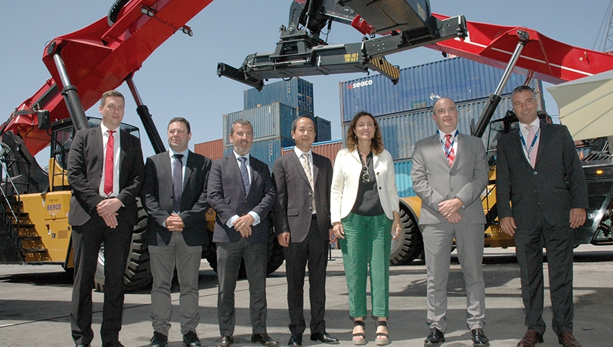 Terminal Port Nou incorpora tres nuevas reach stackers para agilizar su operativa