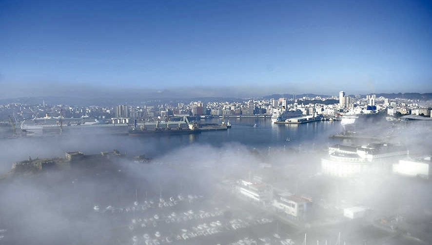 El Puerto de A Coru&ntilde;a recibe una triple escala de cruceros que rompe su r&eacute;cord de pasajeros