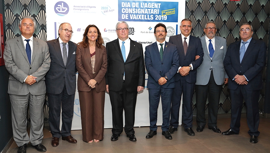 Enric Tic&oacute;, presidente de FETEIA-OLTRA y de Cimalsa; Jos&eacute; Miguel Masiques Furn&eacute;, presidente de Empresas Masiques; Merc&egrave; Conesa, presidenta del Puerto de Barcelona; Jordi Trius, presidente de la Asociaci&oacute;n de Consignatarios de Buques de Barcelona; Isidre Gav&iacute;n, secretario de Infraestructuras y Movilidad de la Generalitat; Pere Padrosa, director de Transportes; Javier Vidal, presidente de la Asociaci&oacute;n de Empresas Estibadoras, y Emili Sanz, presidente de ATEIA Barcelona. Foto JJM.
