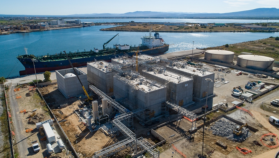 La empresa se estrena a nivel internacional en el segmento del small scale de la mano de Avenir LNG, Gas &amp; Hit y CPL Concordia.