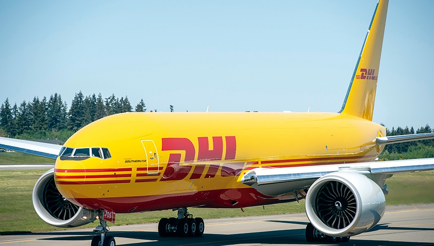 El nuevo carguero Boeing 777 ampl&iacute;a la flota intercontinental de DHL Express
