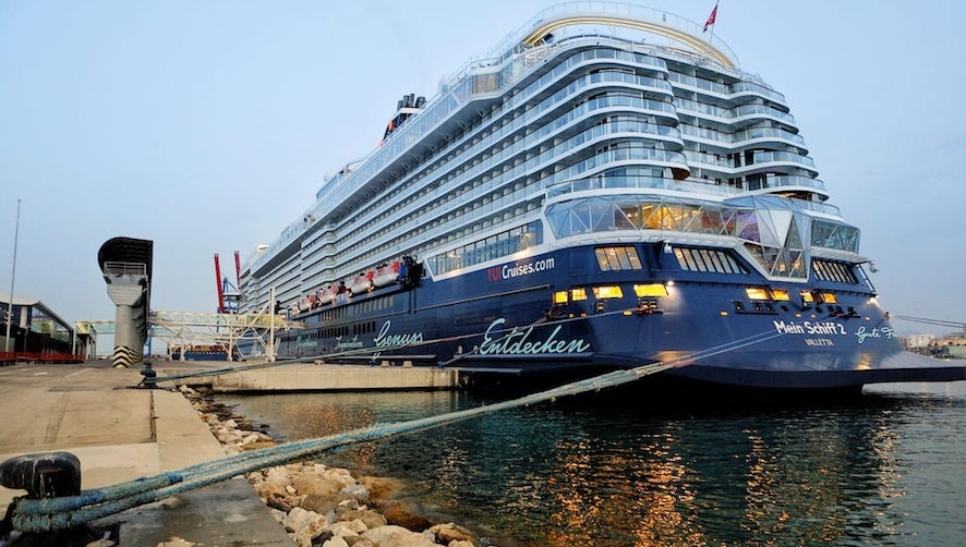 El Puerto de M&aacute;laga recibe la primera escala de cruceros de la Pen&iacute;nsula