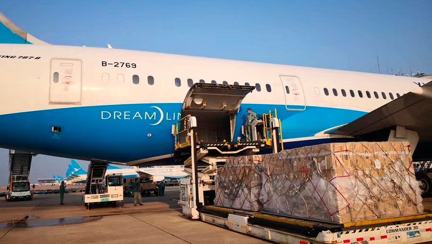 Gefco España transporta material sanitario desde China y Malasia