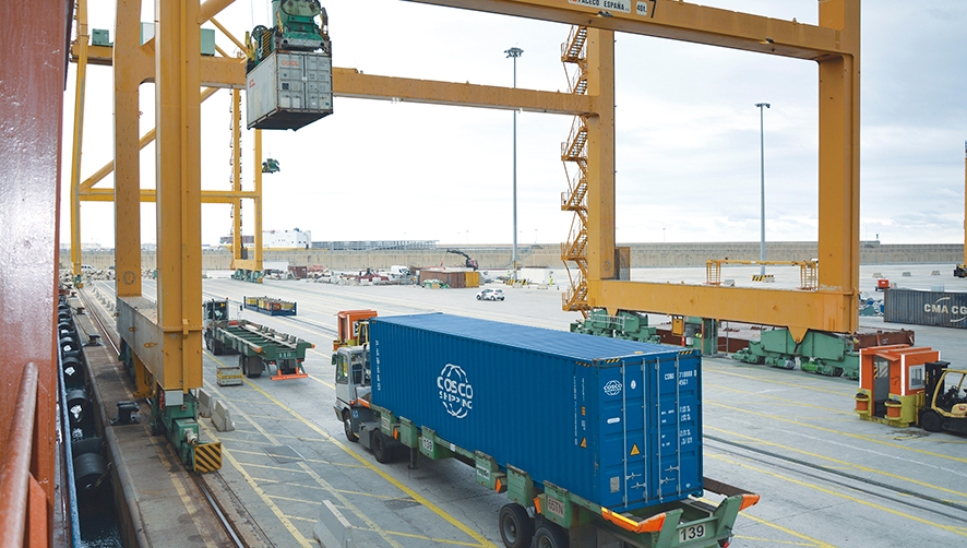 El tr&aacute;fico portuario desciende en noviembre un 6,6%&nbsp;