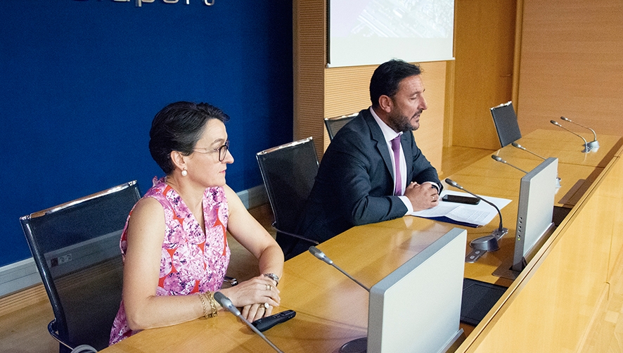 Distintas instituciones conocen de cerca el Puerto de Valencia de la mano de CPE