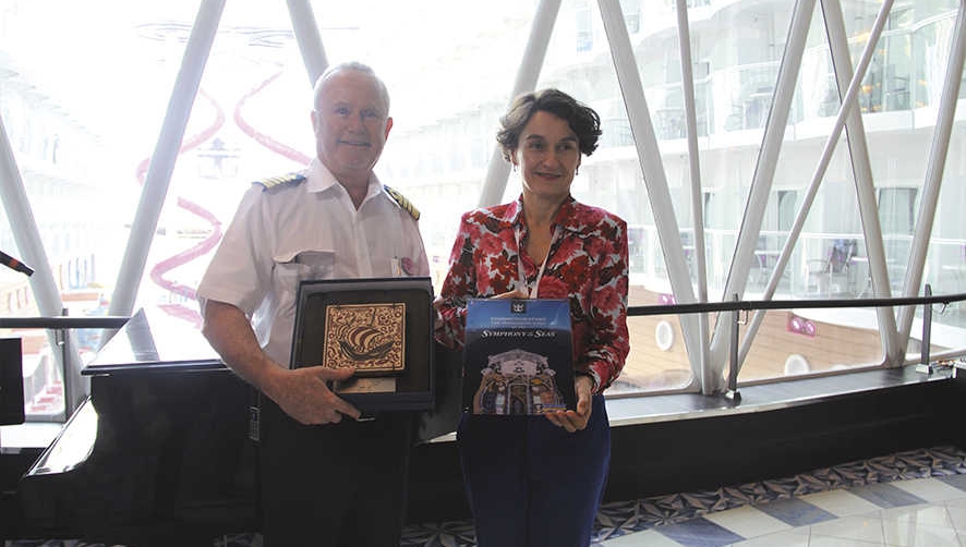 Valenciaport acoge la escala del crucero m&aacute;s grande del mundo en su viaje inaugural