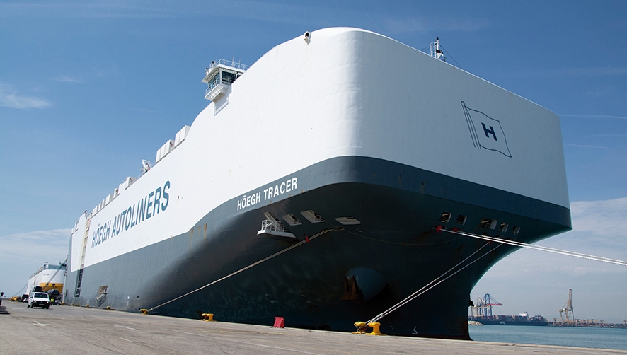 El &ldquo;H&ouml;egh Tracer&rdquo;, uno de los car carriers m&aacute;s grandes del mundo, se estrena en Valencia