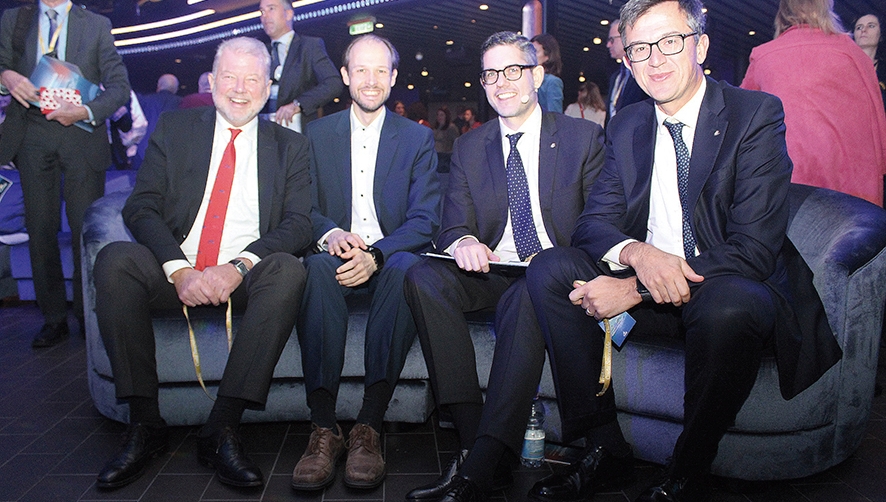 Barcelona y Costa Cruceros confluyen en su apuesta por la promoci&oacute;n del GNL