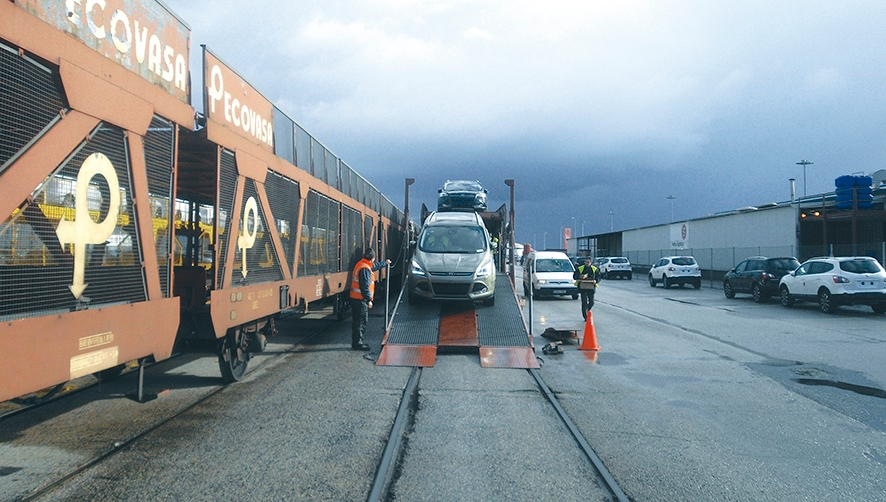 Adif adjudica contratos para duplicar la v&iacute;a en el tramo Muriedas-Santander