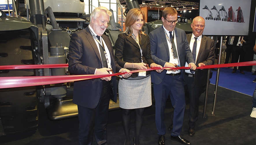 Liebherr ampl&iacute;a su gama de reachstackers con el lanzamiento del nuevo modelo LRS 545-35