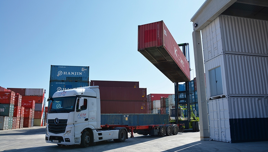 ARCE considera una &ldquo;negligencia&rdquo; que los conductores inspeccionen los contenedores