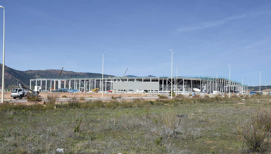 Aspecto exterior de la nueva planta de producci&oacute;n en Parc Sagunt.