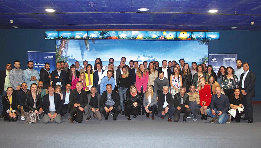 Representantes de United Airlines y de Gen-Air celebraron junto a numerosos profesionales del sector a&eacute;reo de Barcelona la entrada en servicio del B787-10 en la ruta directa con Nueva York.