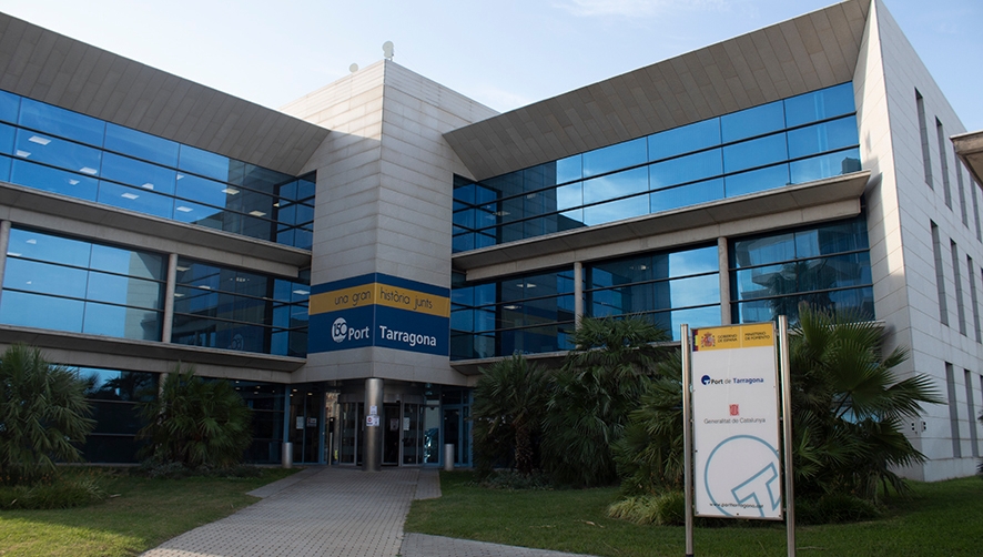 El Port de Tarragona explica el acceso laboral y ofrece asesoramiento para la b&uacute;squeda de trabajo en la Feria de Empleo.
