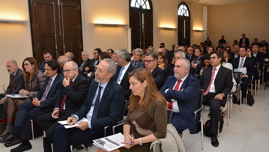 A. Mart&iacute;nez: &ldquo;La conectividad es una variable que resulta clave para evaluaci&oacute;n de la competitividad portuaria&rdquo;