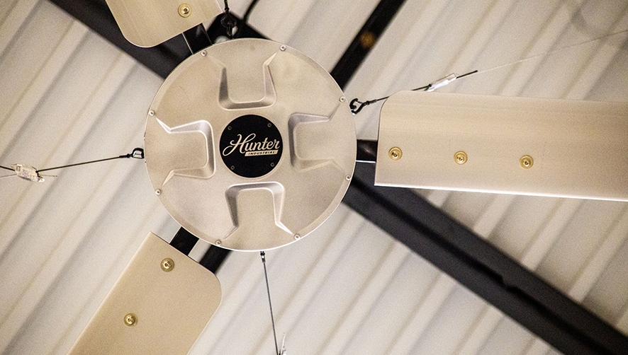 Los ventiladores de Hunter ofrecen &quot;mayor movimiento de aire&quot; en grandes naves&nbsp;