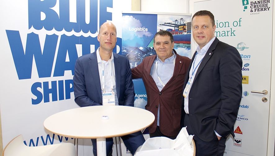 Robert Siegmann, Operations Manager de Blue Water; Amadeu Outeiro, General Manager de Blue Water en Espa&ntilde;a, y Frank Madsen, Global Director Reefer Logistics and Marine Logistics de Blue Water. Foto E. Garc&iacute;a.