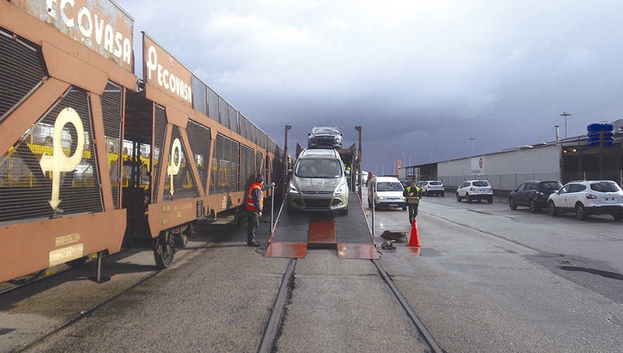 El Puerto de Santander mejora su accesibilidad con la extensi&oacute;n de v&iacute;a en Guarnizo y Muriedas