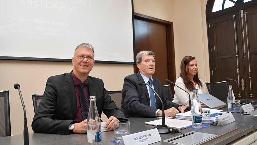 A. Mart&iacute;nez: &ldquo;La conectividad es una variable que resulta clave para evaluaci&oacute;n de la competitividad portuaria&rdquo;