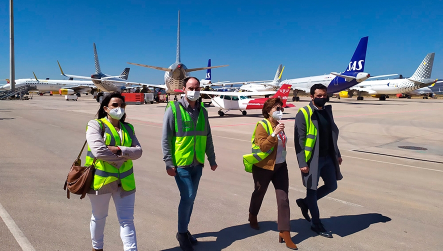 El Aeropuerto de Castell&oacute;n expone sus servicios&nbsp;al Ayuntamiento de Sagunt y Asecam