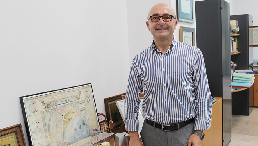 Arturo Giner: &ldquo;Un puerto l&iacute;der en tr&aacute;fico debe serlo tambi&eacute;n en todos los &aacute;mbitos de gesti&oacute;n&rdquo;