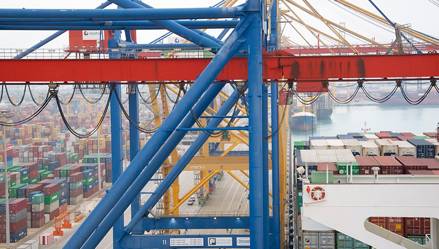Las terminales espa&ntilde;olas de COSCO Shipping Ports estabilizan sus tr&aacute;ficos durante 2019