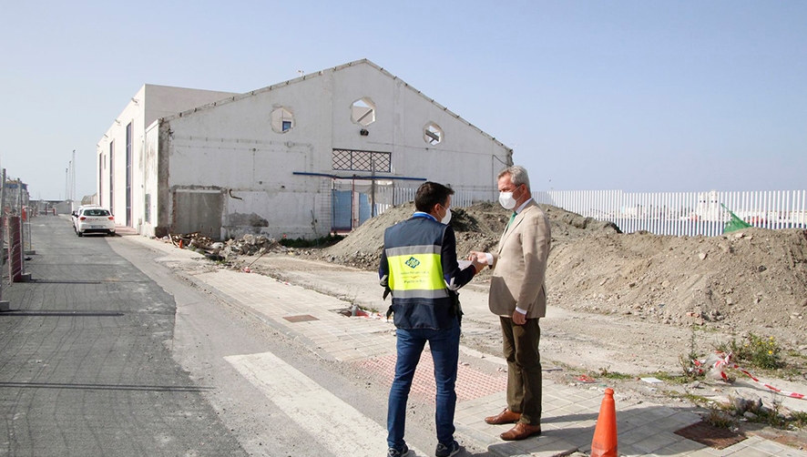 Jos&eacute; Garc&iacute;a, presidente de la Autoridad Portuaria Motril, ha visitado la zona.