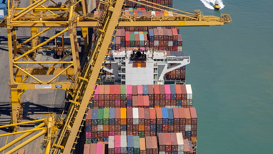 La C&aacute;mara de Barcelona apunta a una reducci&oacute;n del 17,5% de los tr&aacute;ficos en el Port