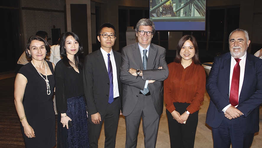 El Puerto de Valencia muestra en China su vocaci&oacute;n como conexi&oacute;n ideal para los tr&aacute;ficos con Asia