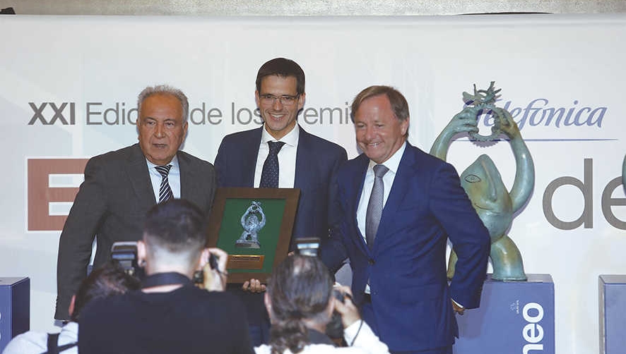 Rafael Milla, presidente de Grupo Raminatrans; Vicente Ramos, director de Raminatrans Castellon; y Juan Carlos Moragues, delegado del Gobierno en la Comunitat Valenciana.