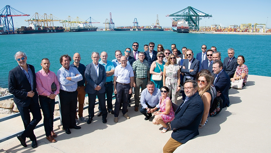 Distintas instituciones conocen de cerca el Puerto de Valencia de la mano de CPE